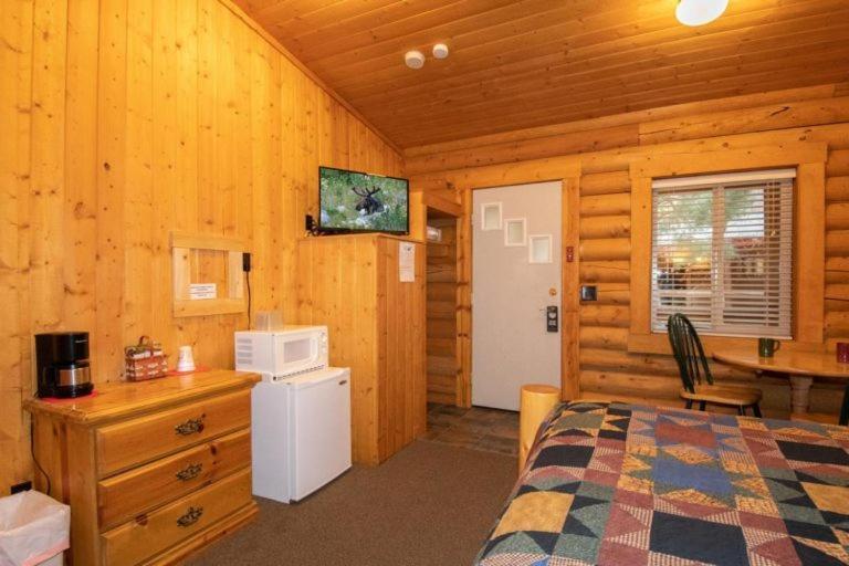Teton Valley Cabins ดริกก์ส ภายนอก รูปภาพ