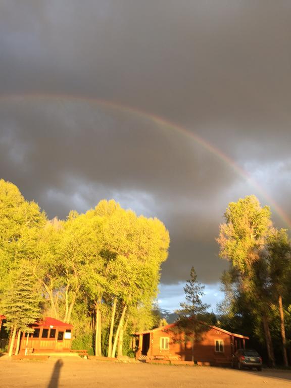 Teton Valley Cabins ดริกก์ส ภายนอก รูปภาพ