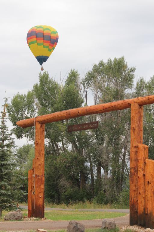 Teton Valley Cabins ดริกก์ส ภายนอก รูปภาพ
