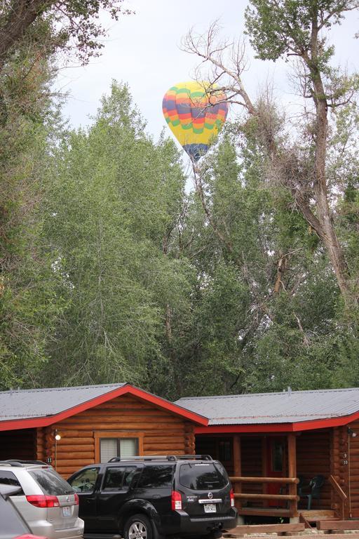 Teton Valley Cabins ดริกก์ส ภายนอก รูปภาพ