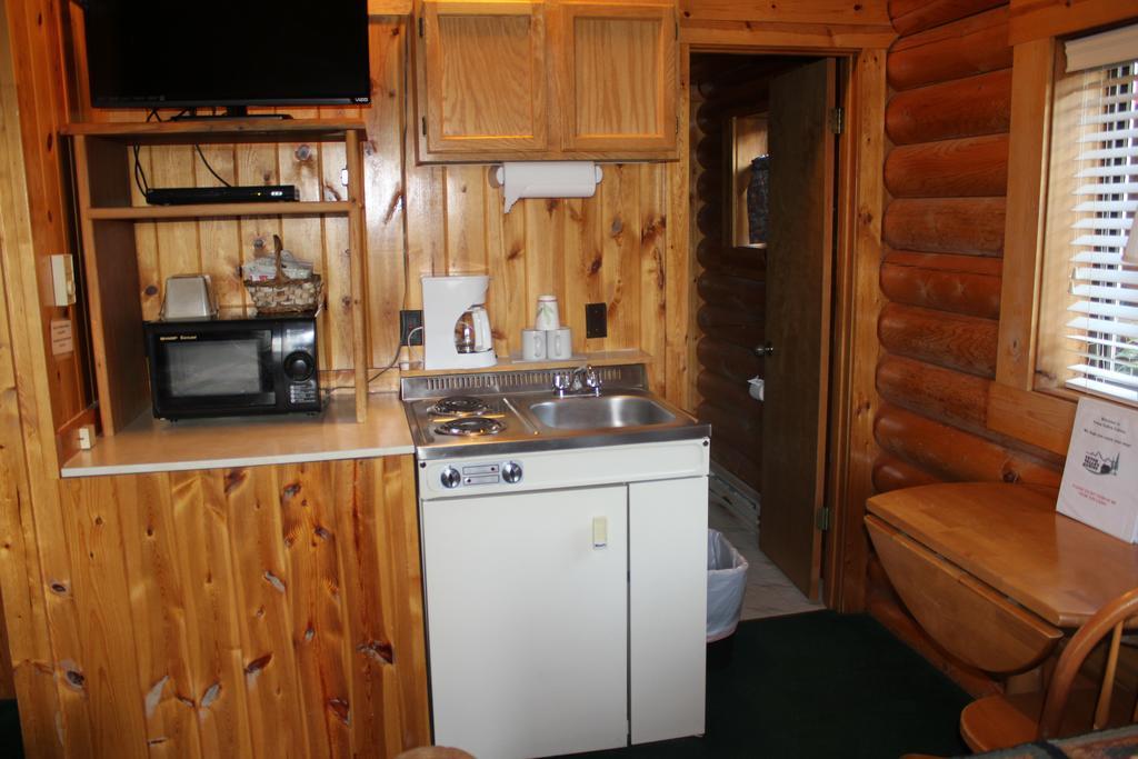 Teton Valley Cabins ดริกก์ส ภายนอก รูปภาพ