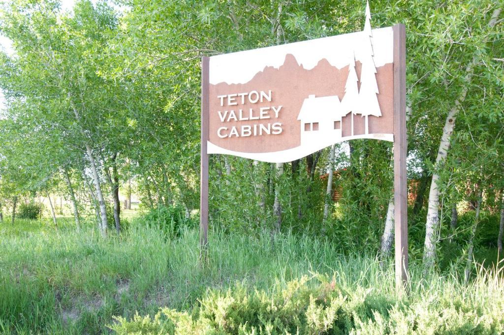 Teton Valley Cabins ดริกก์ส ภายนอก รูปภาพ