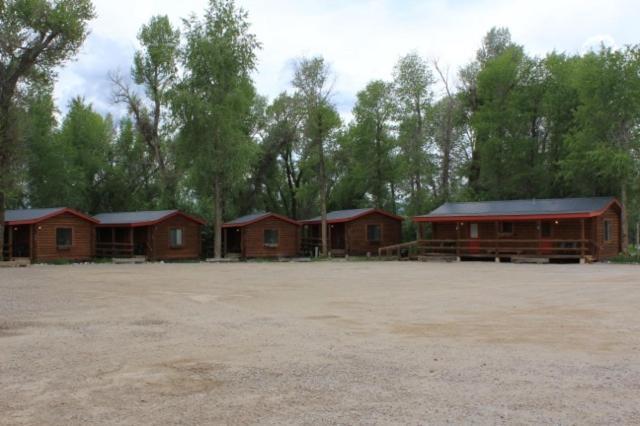 Teton Valley Cabins ดริกก์ส ภายนอก รูปภาพ
